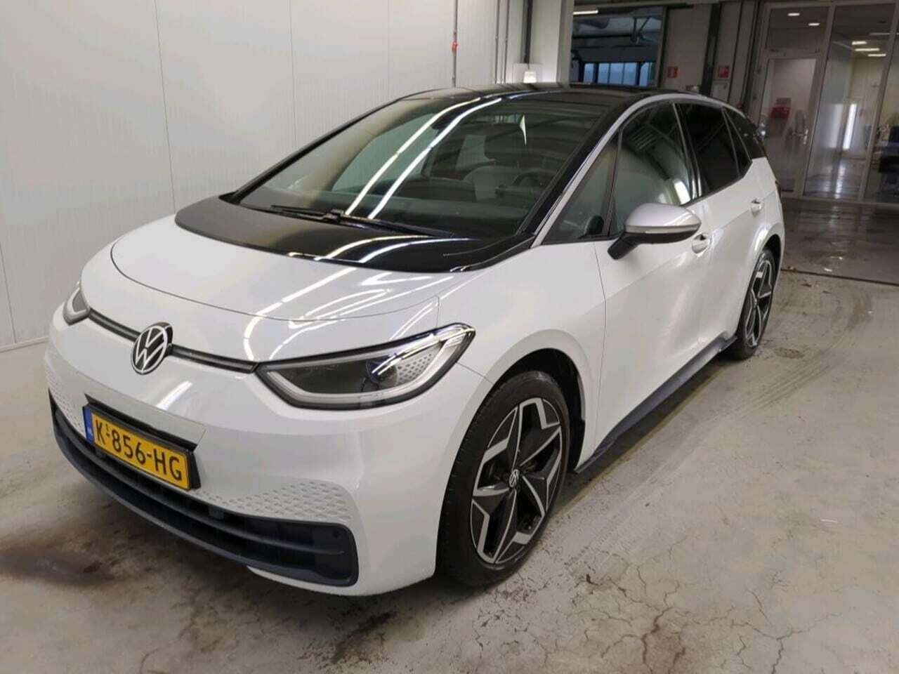 VOLKSWAGEN ID.3 First