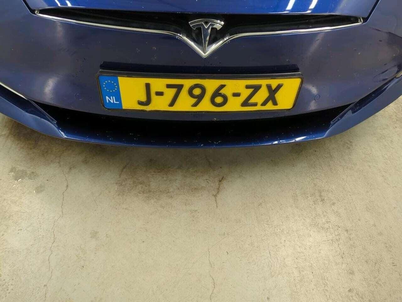 Tesla Model S Long R photo