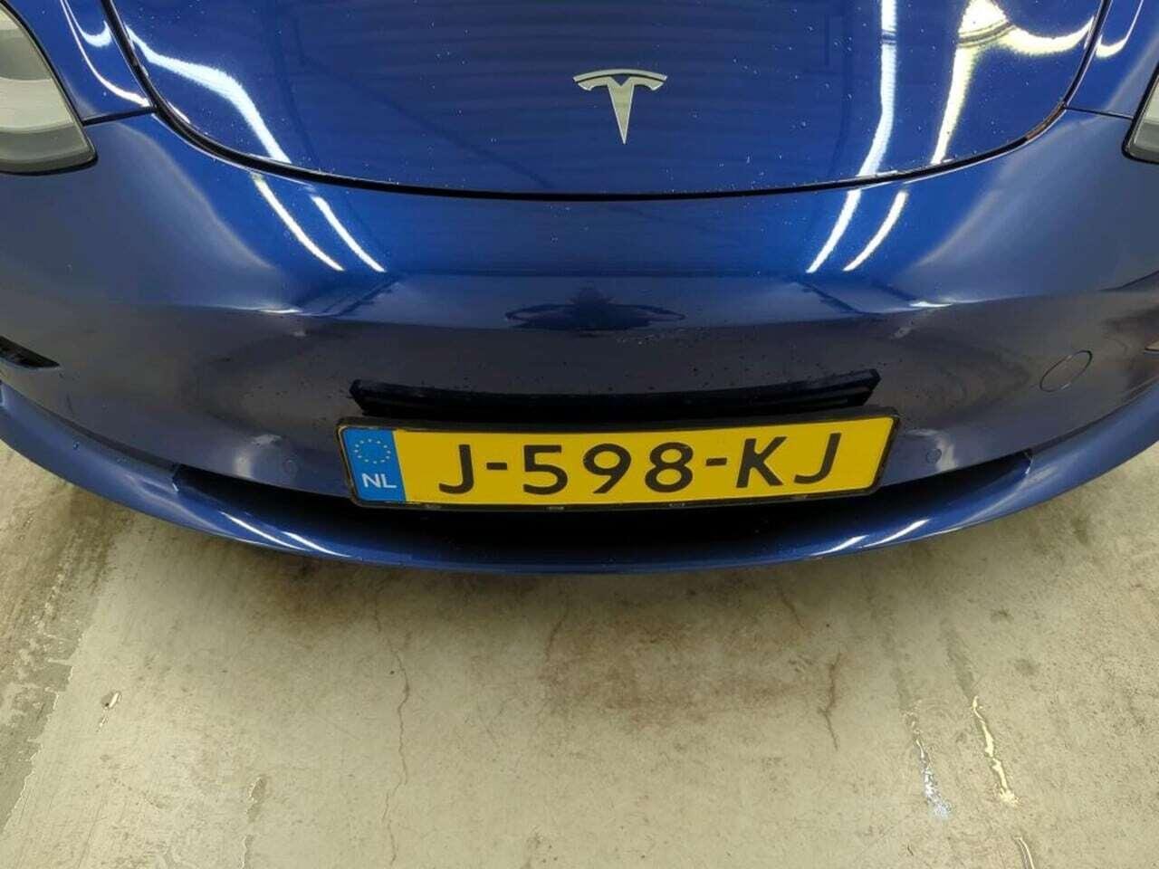 Tesla Model 3 Long R photo