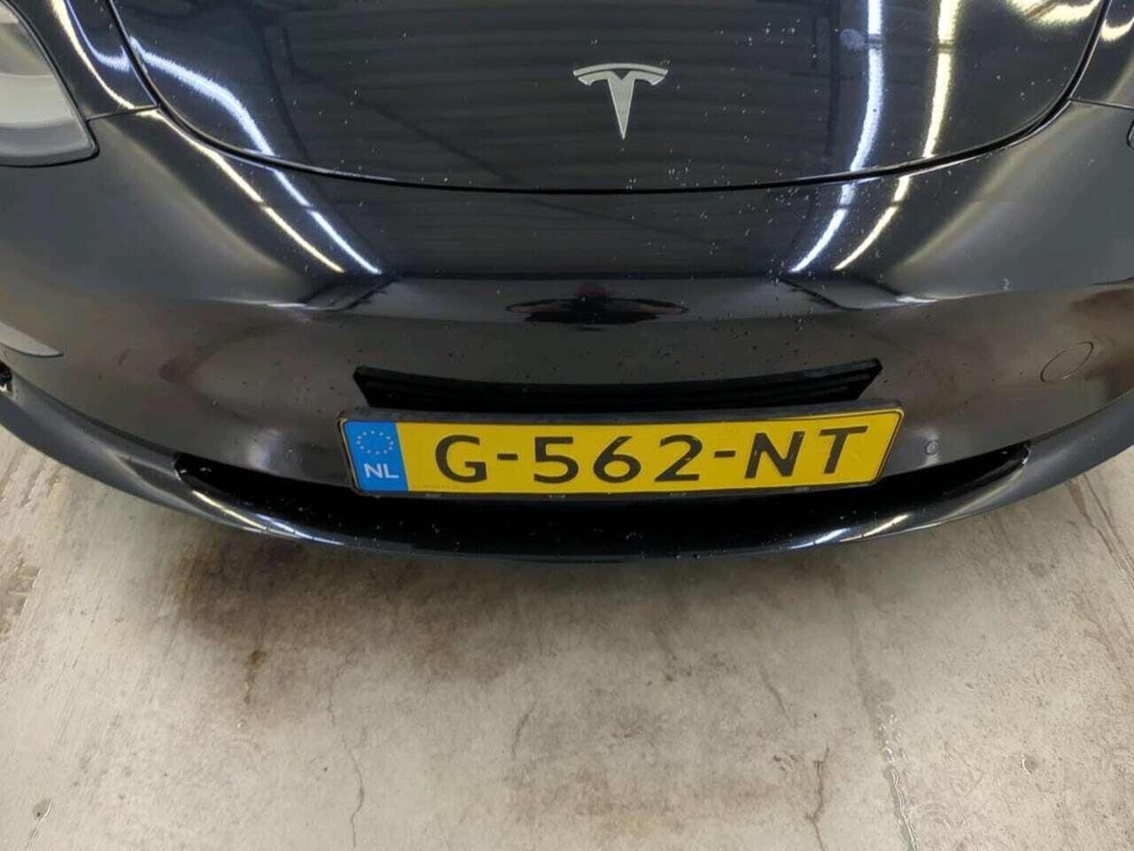 Tesla Model 3 Long R photo