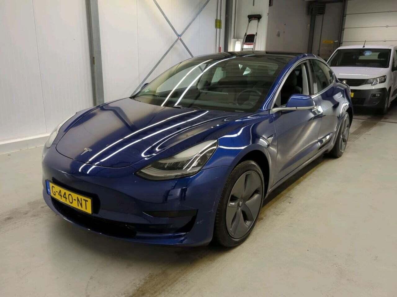 Tesla Model 3 Standard R