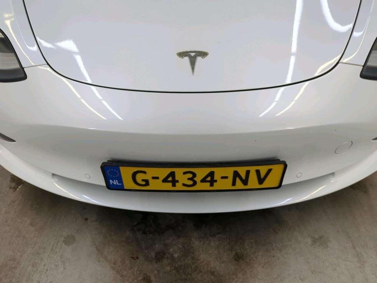 Tesla Model 3 Long R photo