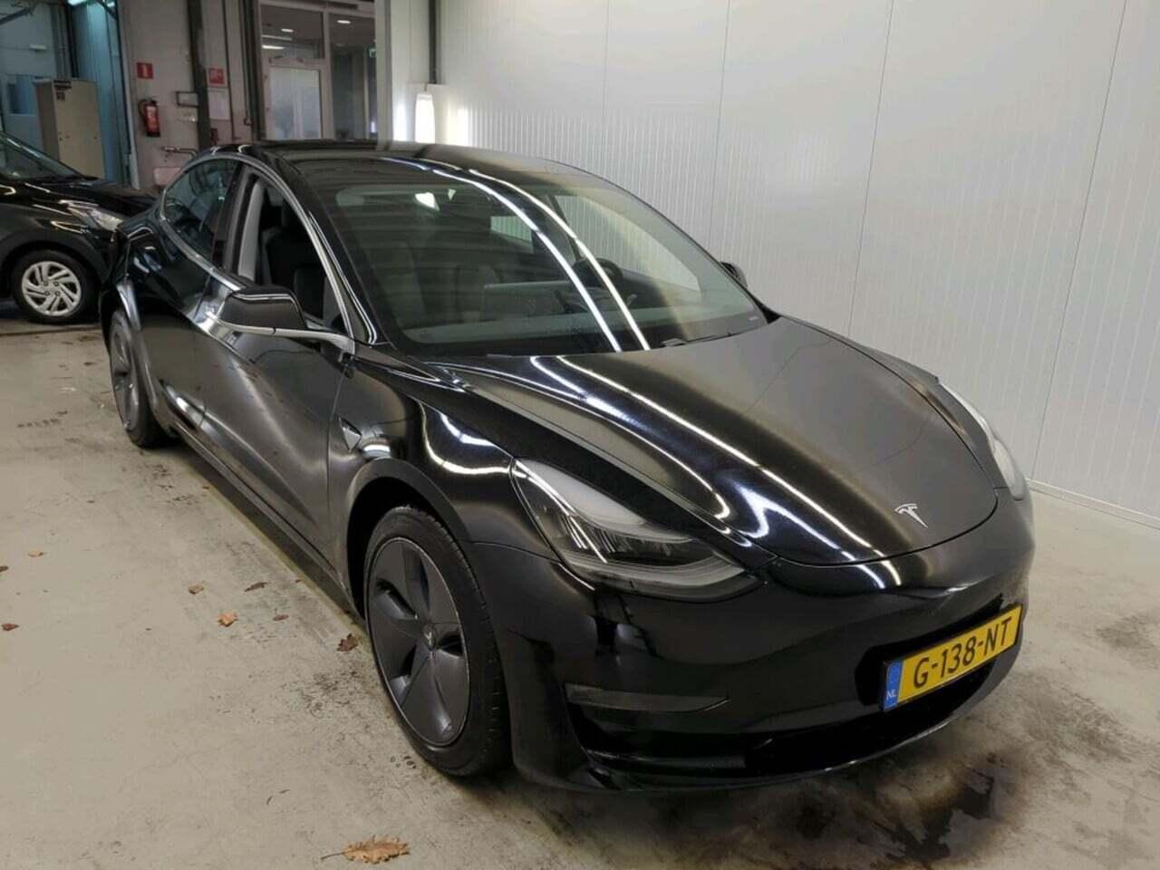 Tesla Model 3 Long R photo