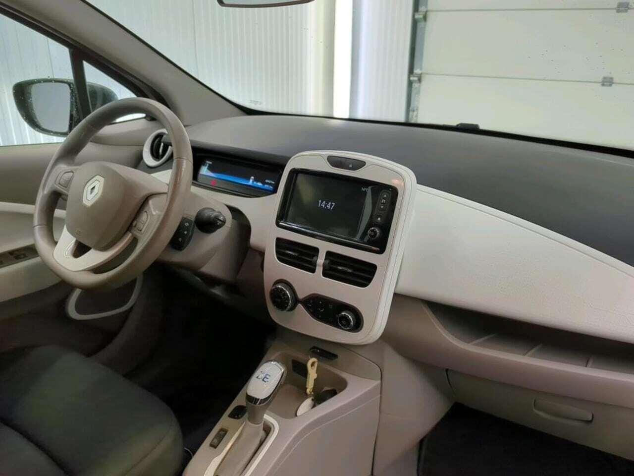 RENAULT Zoe 90 photo