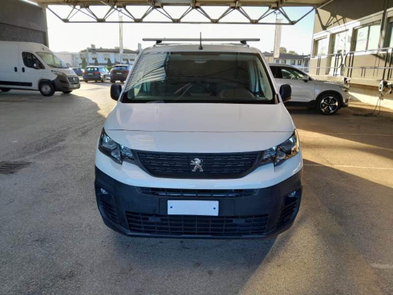 Peugeot 2 PEUGEOT PARTNER / 2018 / 4P / VETT. FURGONATA L2 BLUEHDI 130CV PREMIUM photo