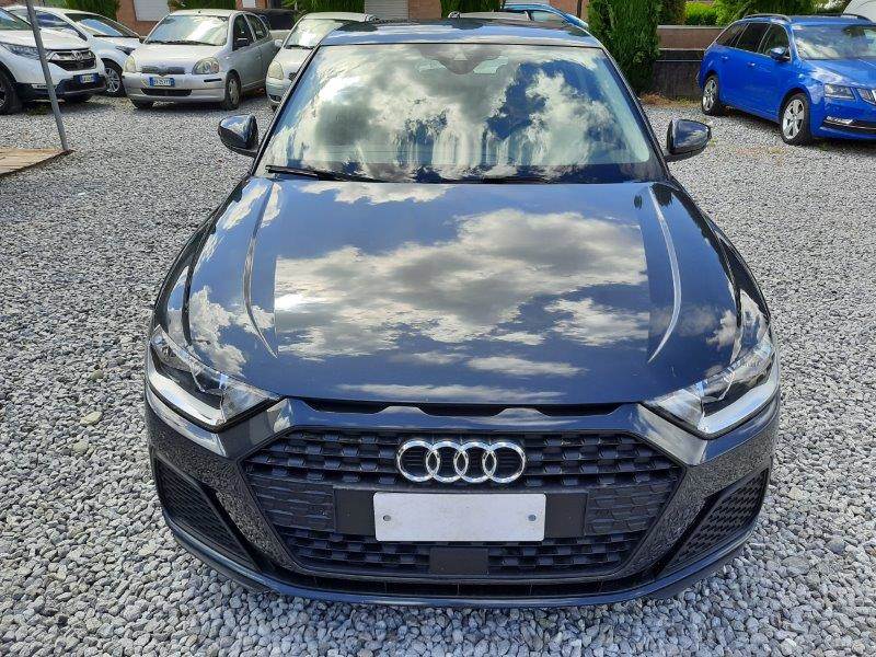 Audi 64 AUDI A1 / 2018 / 5P / BERLINA 30 TFSI S TRONIC ADMIRED SPORTBACK photo