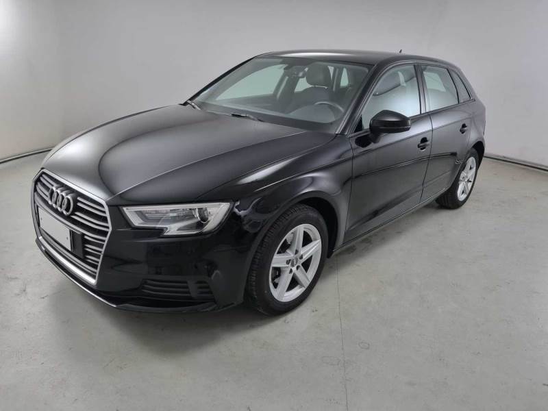 Audi A315BUSTCK1 AUDI A3 / 2016 / 5P / BERLINA 1.5 TFSI COD BUSINESS SB