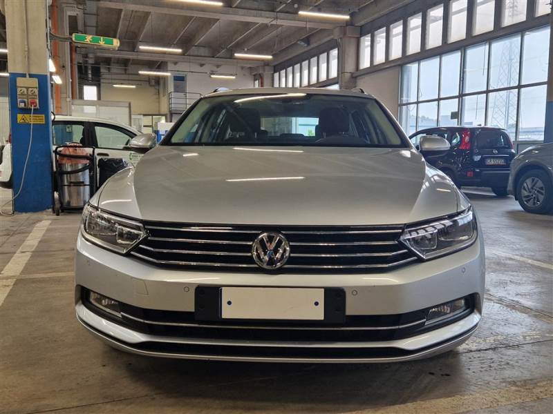 Volkswagen 20PROMO1 VOLKSWAGEN PASSAT / 2014 / 5P / STATION WAGON VARIANT2.0TDI 110KW BUSINESS BMT DSG photo