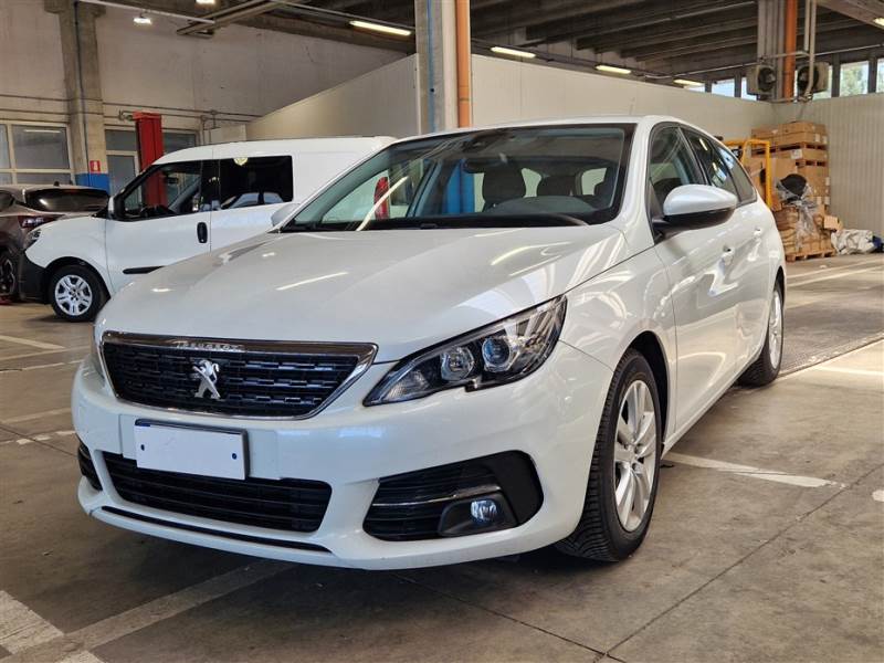 Peugeot 64 PEUGEOT 308 / 2017 / 5P / STATION WAGON SW BUSINESS BLUEHDI 130 SeS