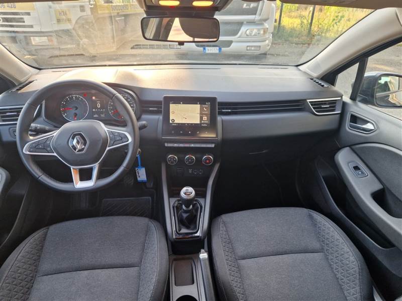 Renault 42 RENAULT CLIO / 2019 / 5P / BERLINA 1.0 TCE 66KW BUSINESS photo