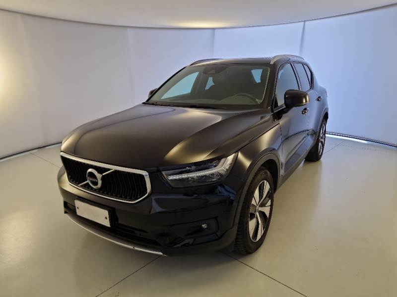 Volvo 50 VOLVO XC40 / 2017 / 5P / SUV D3 GEARTRONIC BUSINESS PLUS