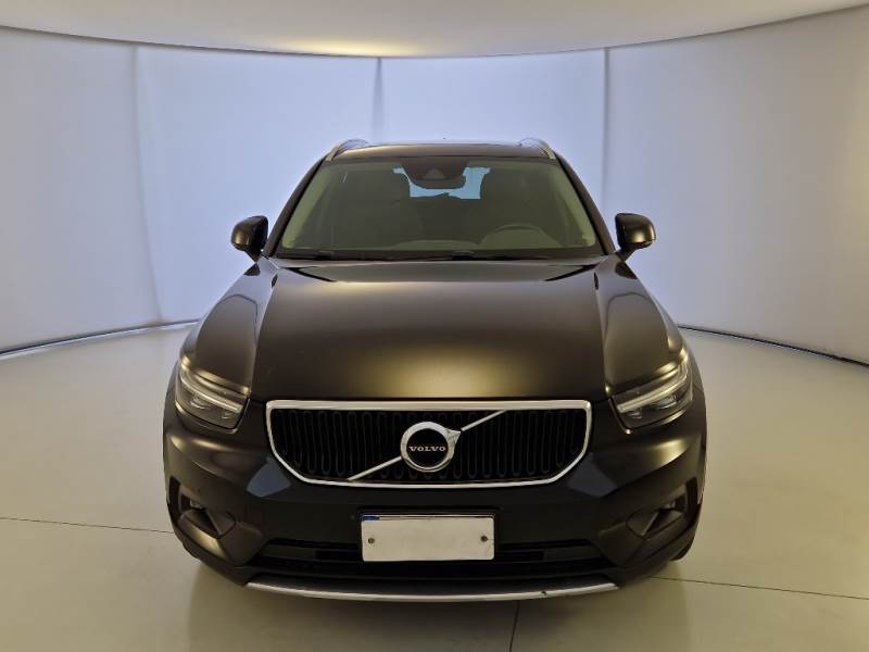 Volvo 50 VOLVO XC40 / 2017 / 5P / SUV D3 GEARTRONIC BUSINESS PLUS photo