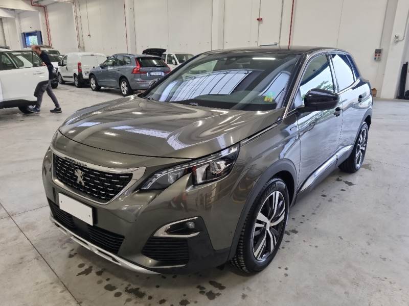 Peugeot 47 PEUGEOT 3008 / 2016 / 5P / SUV BLUEHDI 130 EAT8 SeS GT LINE