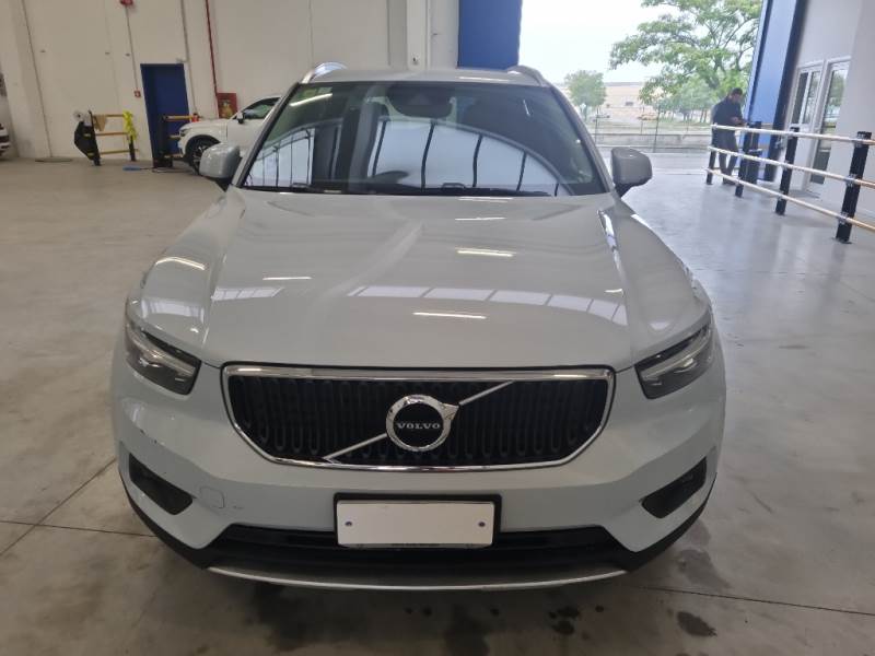 Volvo 51 VOLVO XC40 / 2017 / 5P / SUV D3 AWD GEARTRONIC BUSINESS PLUS photo