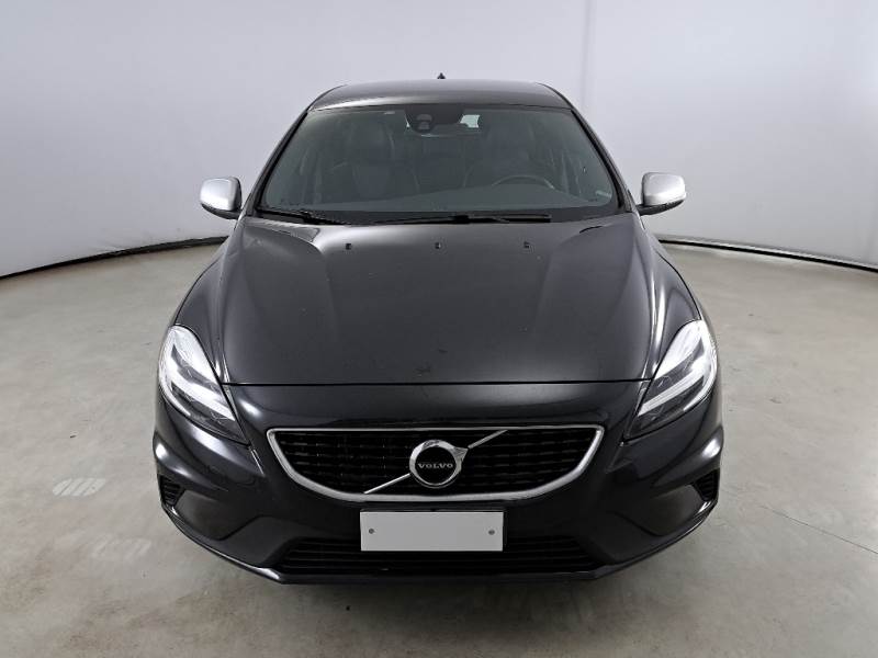 Volvo 63 VOLVO V40 / 2012 / 5P / BERLINA D2 GEARTRONIC R-DESIGN photo