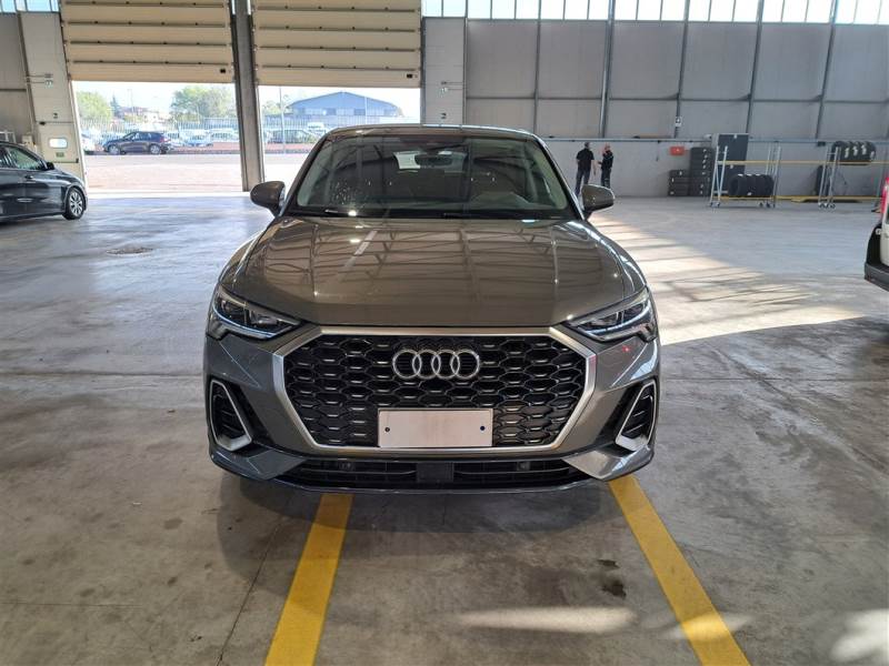 Audi 2 AUDI Q3 SPORTBACK / 2019 / 5P / SUV 35 TDI S TRONIC S LINE EDITION photo