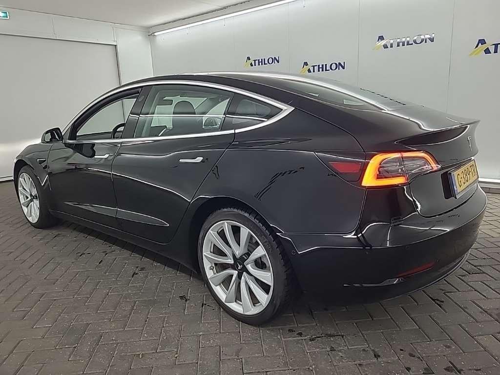 Tesla Model 3 Standard Range Plus RWD 4D 225kW photo