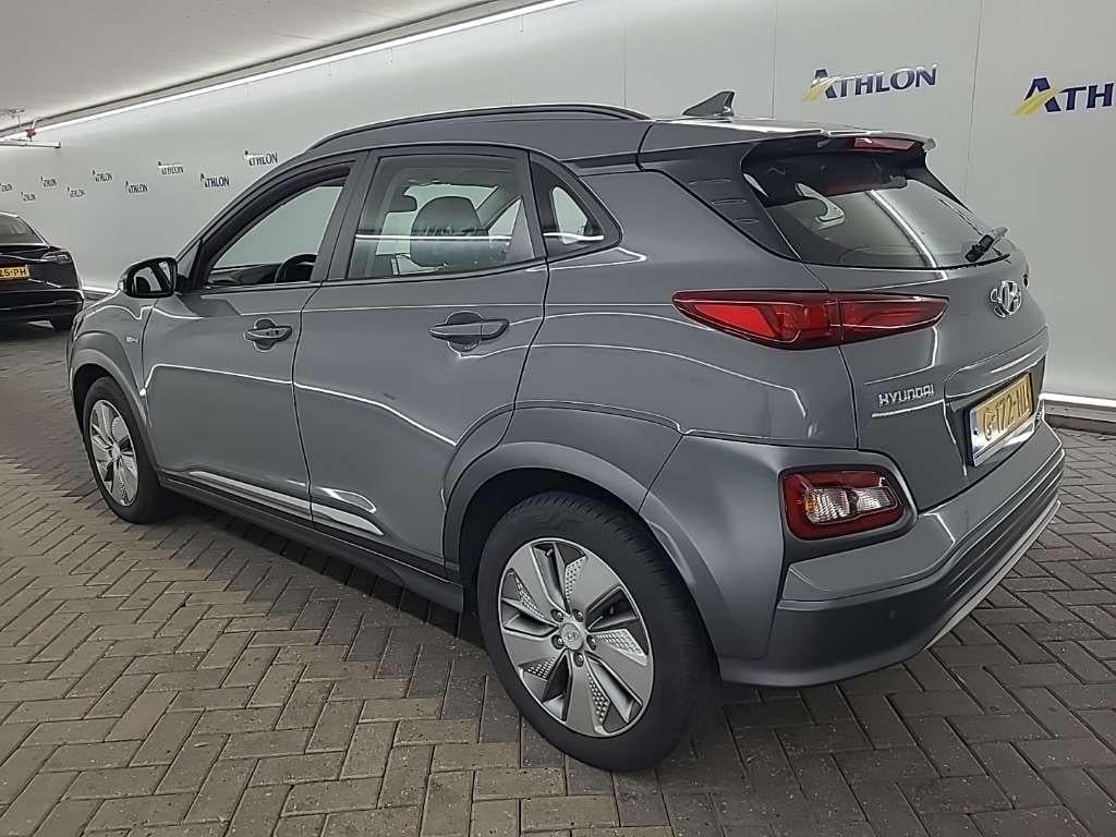 HYUNDAI Kona Comfort Electric 64 kWh 5D photo