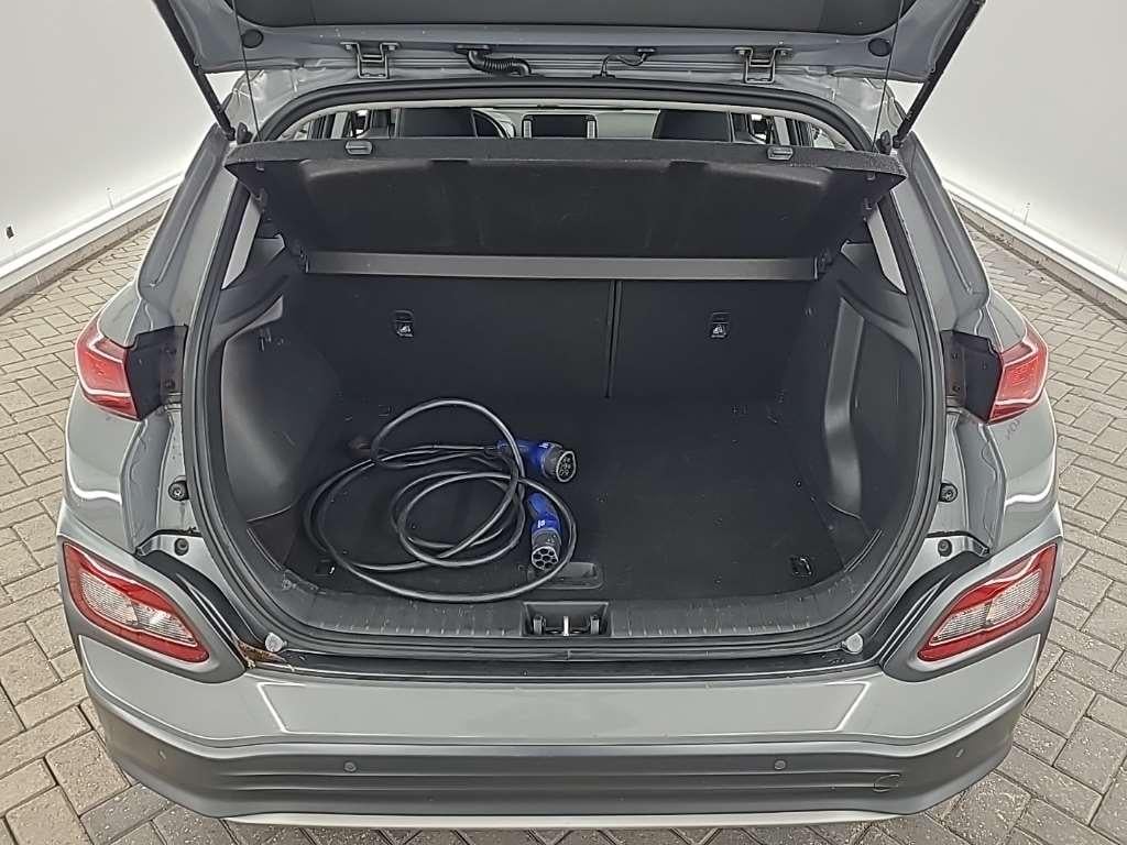 HYUNDAI Kona Comfort Electric 64 kWh 5D photo