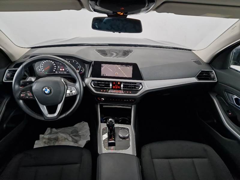 BMW 117 BMW SERIE 3 / 2018 / 4P / BERLINA 320D XDRIVE MH48V BUSINESS ADVANT. AUT. photo