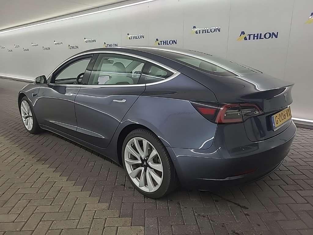 Tesla Model 3 Long Range Dual Motor AWD 4D 350kW photo