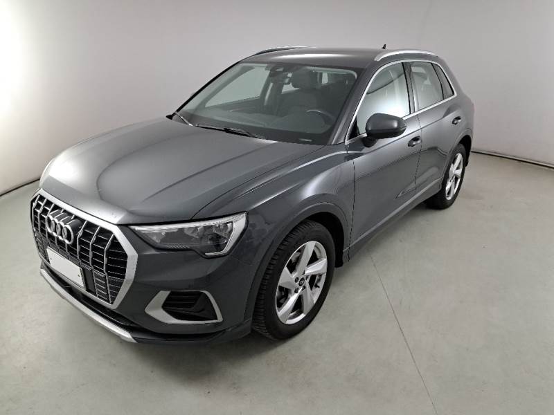 Audi 97 AUDI Q3 / 2018 / 5P / SUV 35 TDI S TRONIC BUSINESS ADVANCED