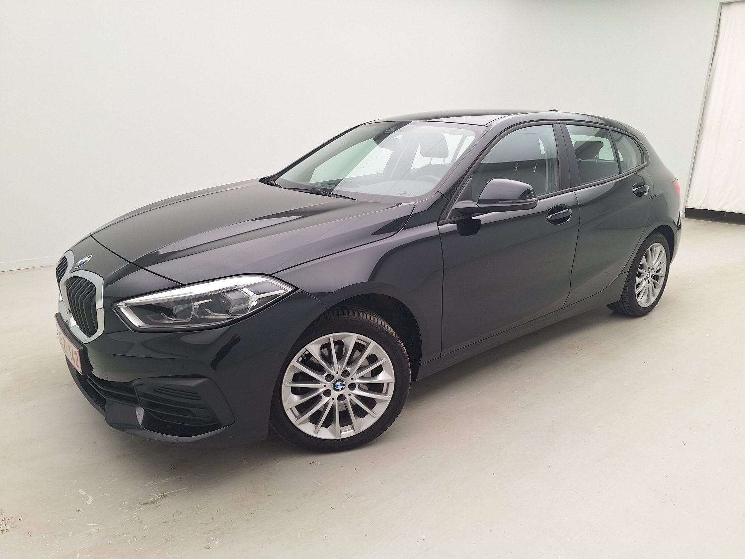 BMW, 1-serie '19, BMW 1 Reeks Hatch 118iA (100 kW) 5d