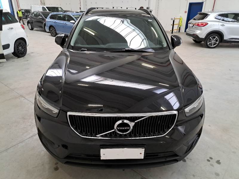 Volvo 22 VOLVO XC40 / 2017 / 5P / SUV D3 AWD GEARTRONIC BUSINESS photo