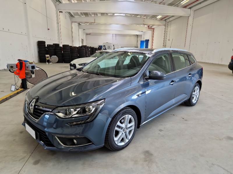 Renault 70 RENAULT MÉGANE SPORTER / 2015 / 5P / STATION WAGON 1.3 TCE 85KW FAP BUSINESS