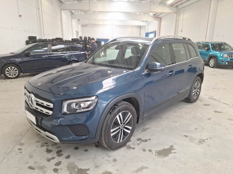 Mercedes 14 MERCEDES-BENZ GLB / 2019 / 5P / SUV GLB 220 D AUTOMATIC 4MATIC SPORT