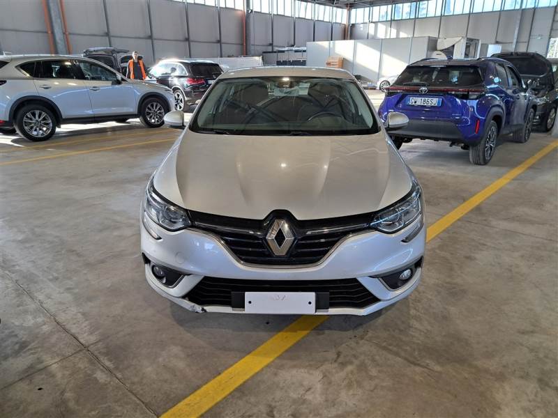 Renault 74 RENAULT MÉGANE / 2015 / 5P / BERLINA 1.5 DCI 85KW BLUE BUSINESS photo