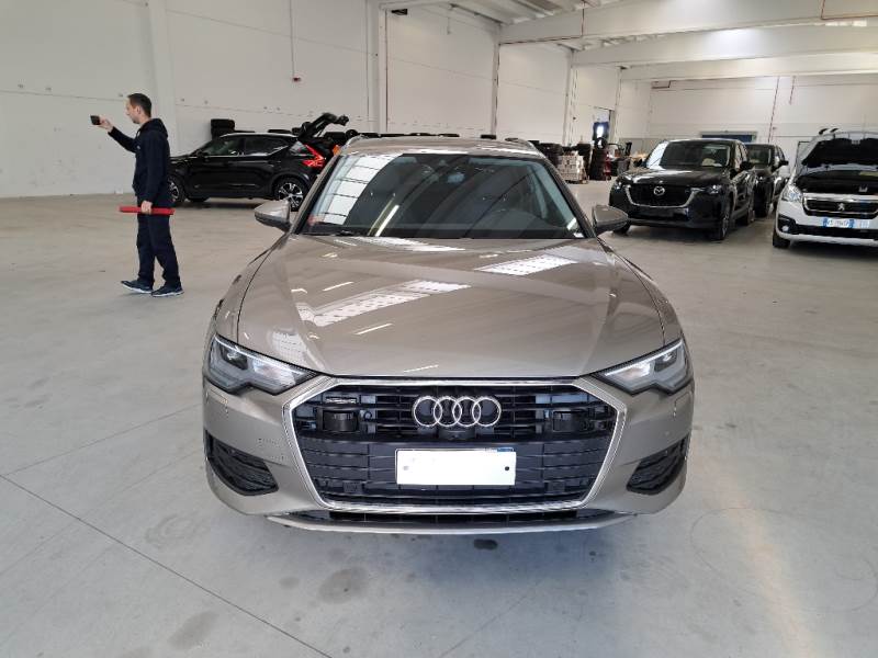 Audi 91 AUDI A6 / 2018 / 5P / STATION WAGON 40 TDI 2.0 QUATTRO ULTRA S TRO BUS. AV. photo