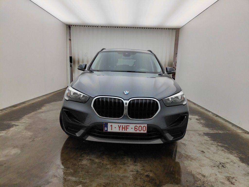 BMW X1 sDrive18dA (100 kW) 5d photo