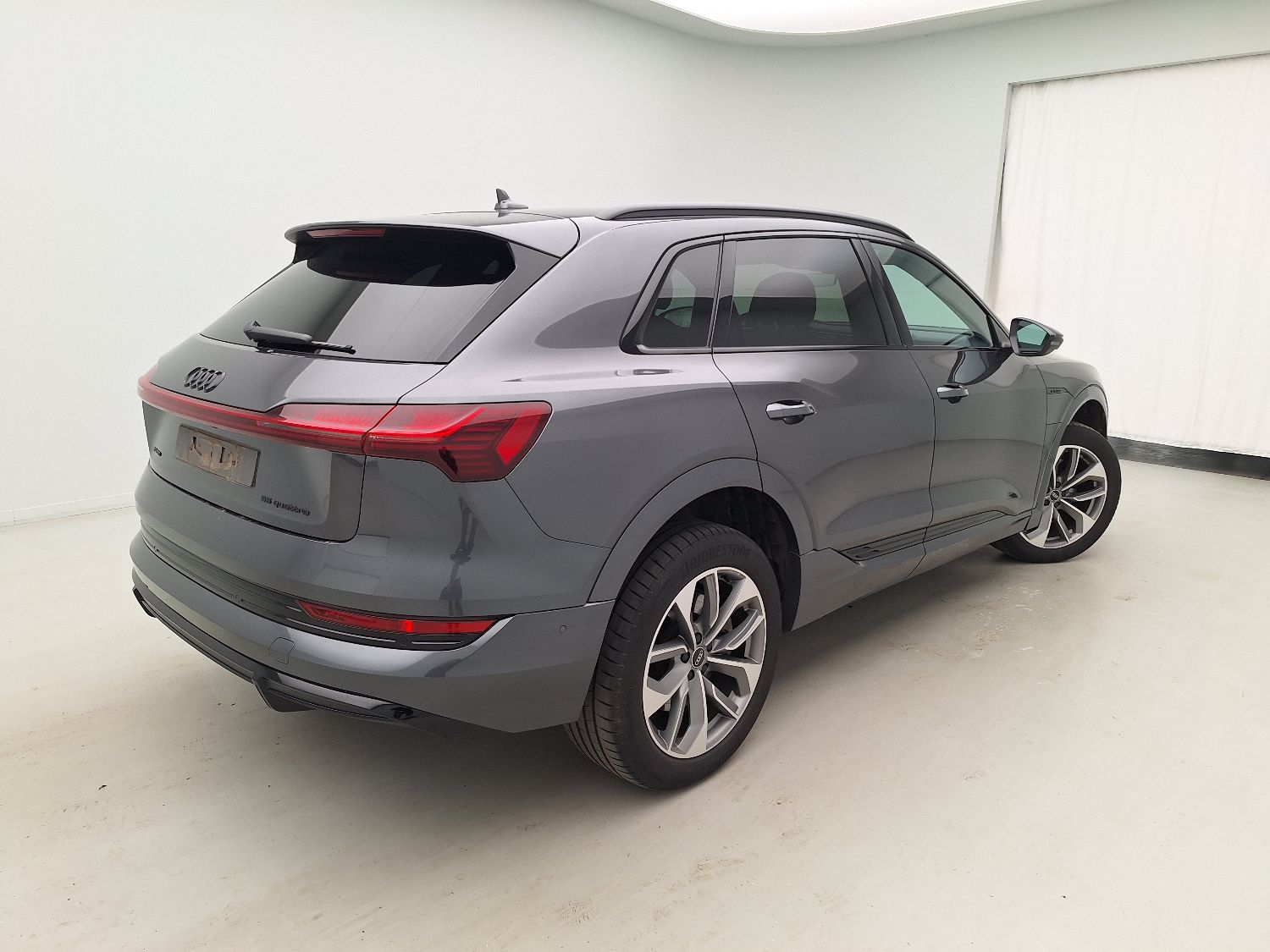 Audi, E-tron '19 BEV, Audi E-Tron 55 Quattro S-Line 5d photo