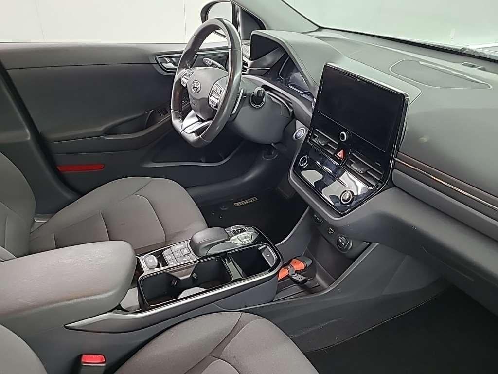 HYUNDAI IONIQ EV Comfort 5D 100kW photo