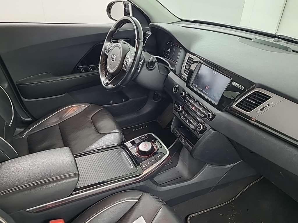 KIA Niro e-Niro ExecutiveLine 150kW Athlon Edition photo