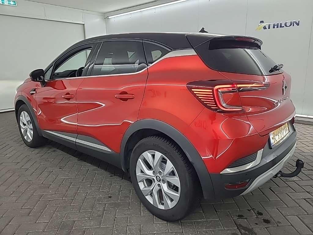 RENAULT Captur SUV TCe 140 EDC GPF Intens 5D 103kW uitlopend photo