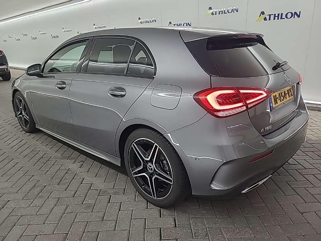 MERCEDES-BENZ A-klasse A 180 7G-DCT Business Solution AMG 5D 100kW photo