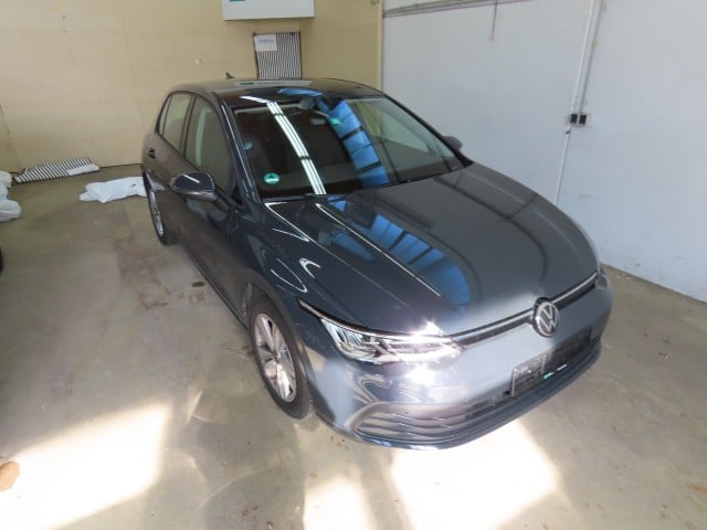 Volkswagen Golf ´19 Golf VIII Lim. Life 1.5 TSI 110KW MT6 E6d photo