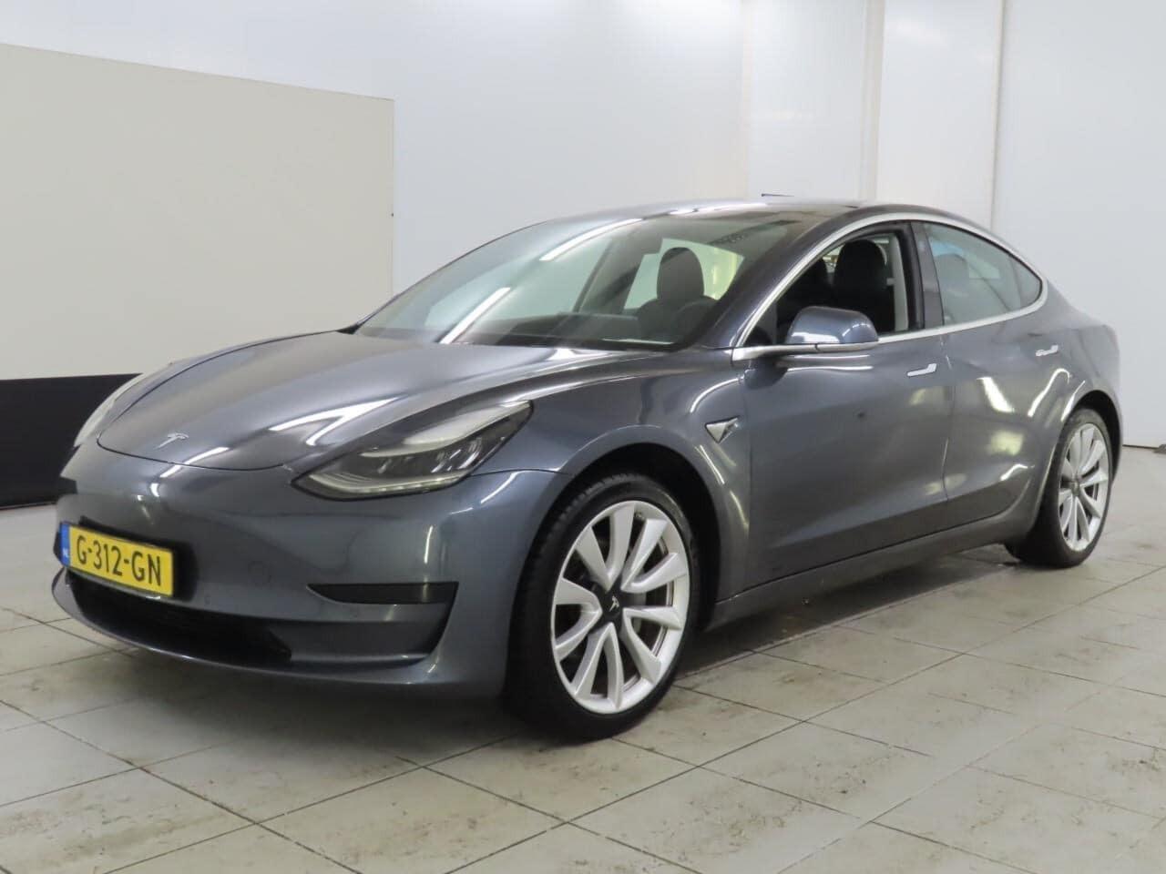 Tesla Model 3 Standard R