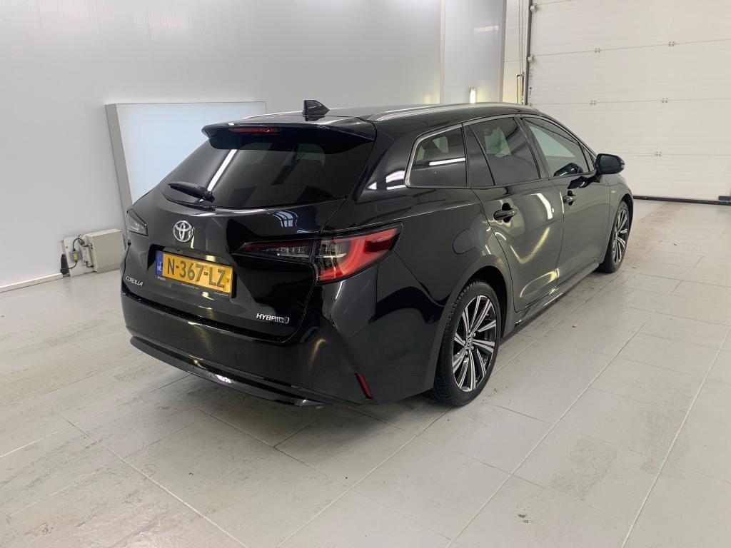 TOYOTA Corolla Touring Sports 1.8 Hybrid Dynamic photo