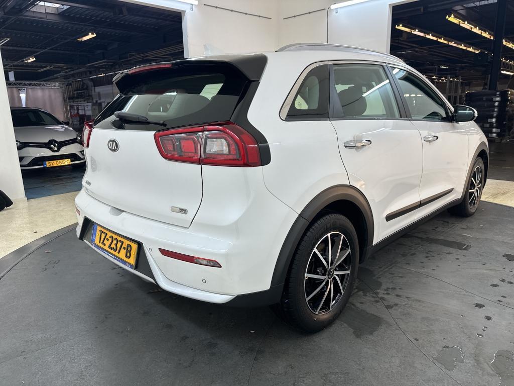 KIA Niro 1.6 GDi Hybrid 141pk DCT6 DynamicLine photo