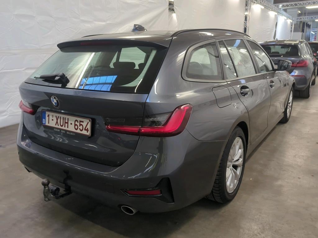 BMW 3 TOURING DIESEL - 2019 318 dA AdBlue Business Model Advatage photo