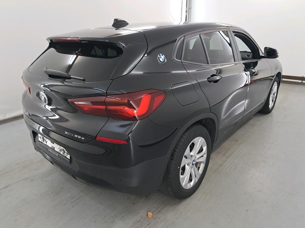 BMW X2 1.5 XDRIVE25E (162KW) Business Pack Plus Apple CarPlay Preparation photo