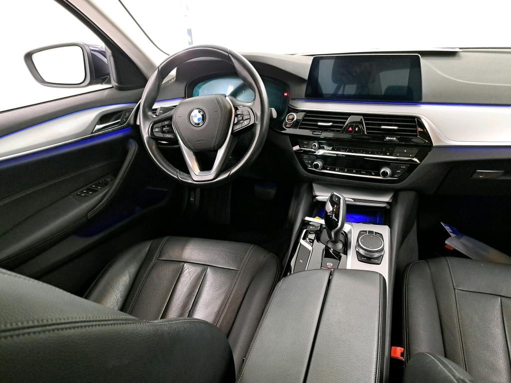 BMW 5 DIESEL - 2017 518 dA AdBlue Business photo