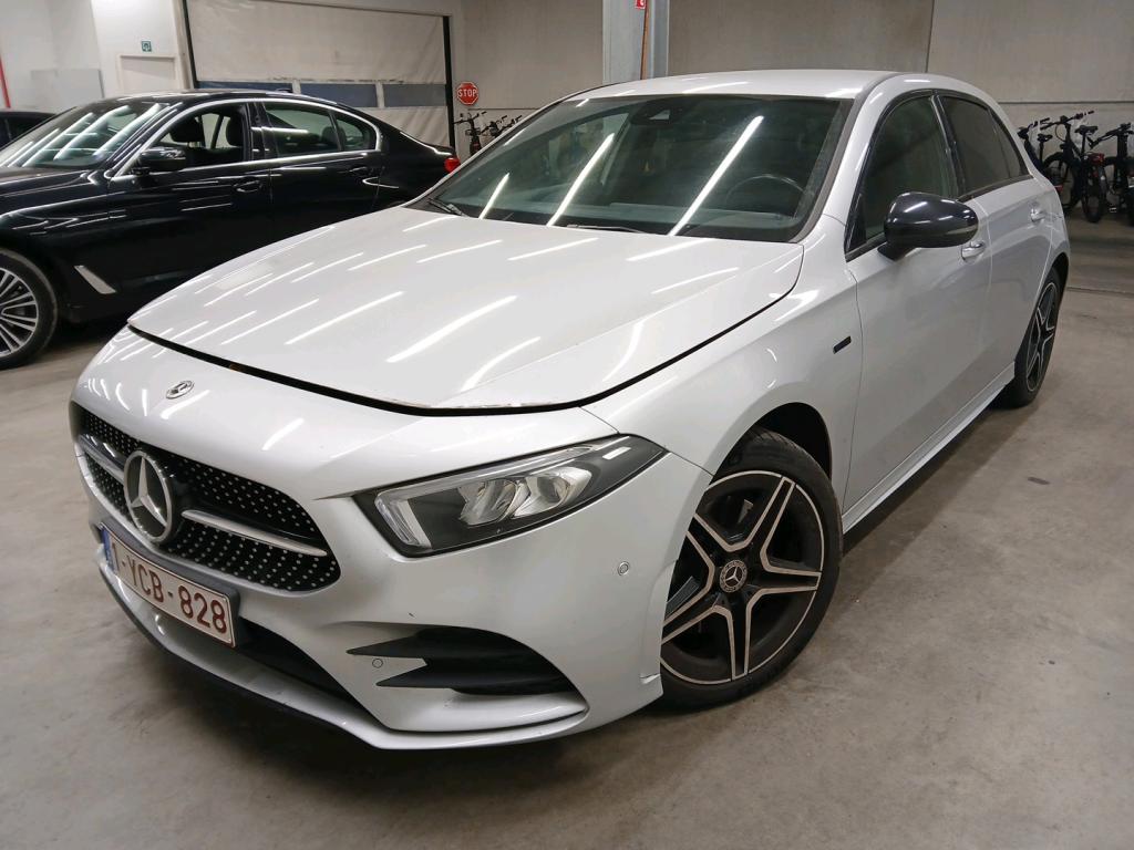 MERCEDES - MER A 250 e 218PK DCT Sport Edition &amp; Night &amp; Premium Pack  * HYBRID *