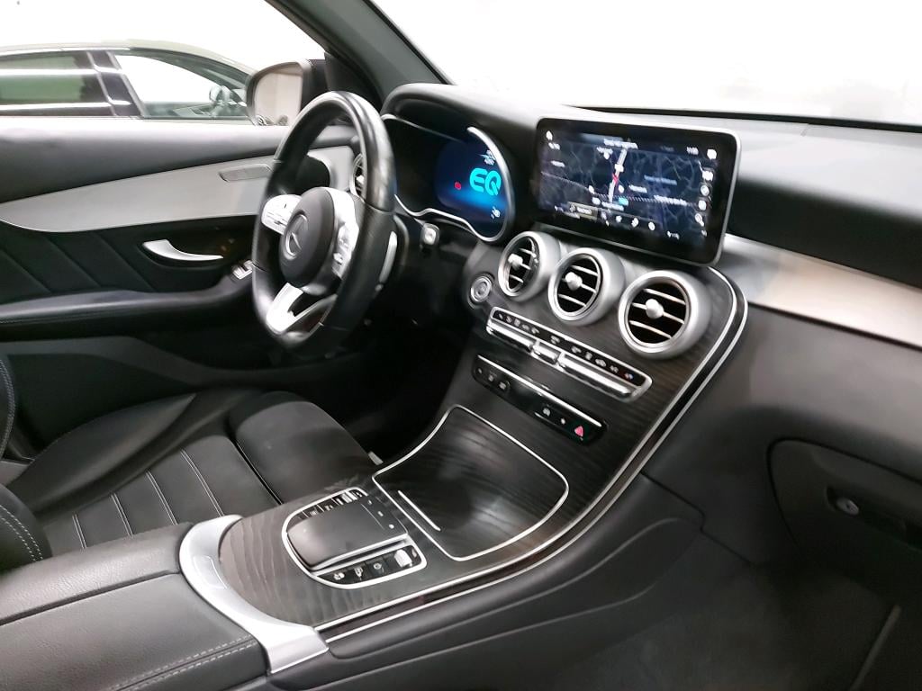 MERCEDES - MER GLC COUPE 300 e 320PK DCT 4MATIC Business Solution AMG &amp; Night &amp; Pano Roof  * HYBRID * photo