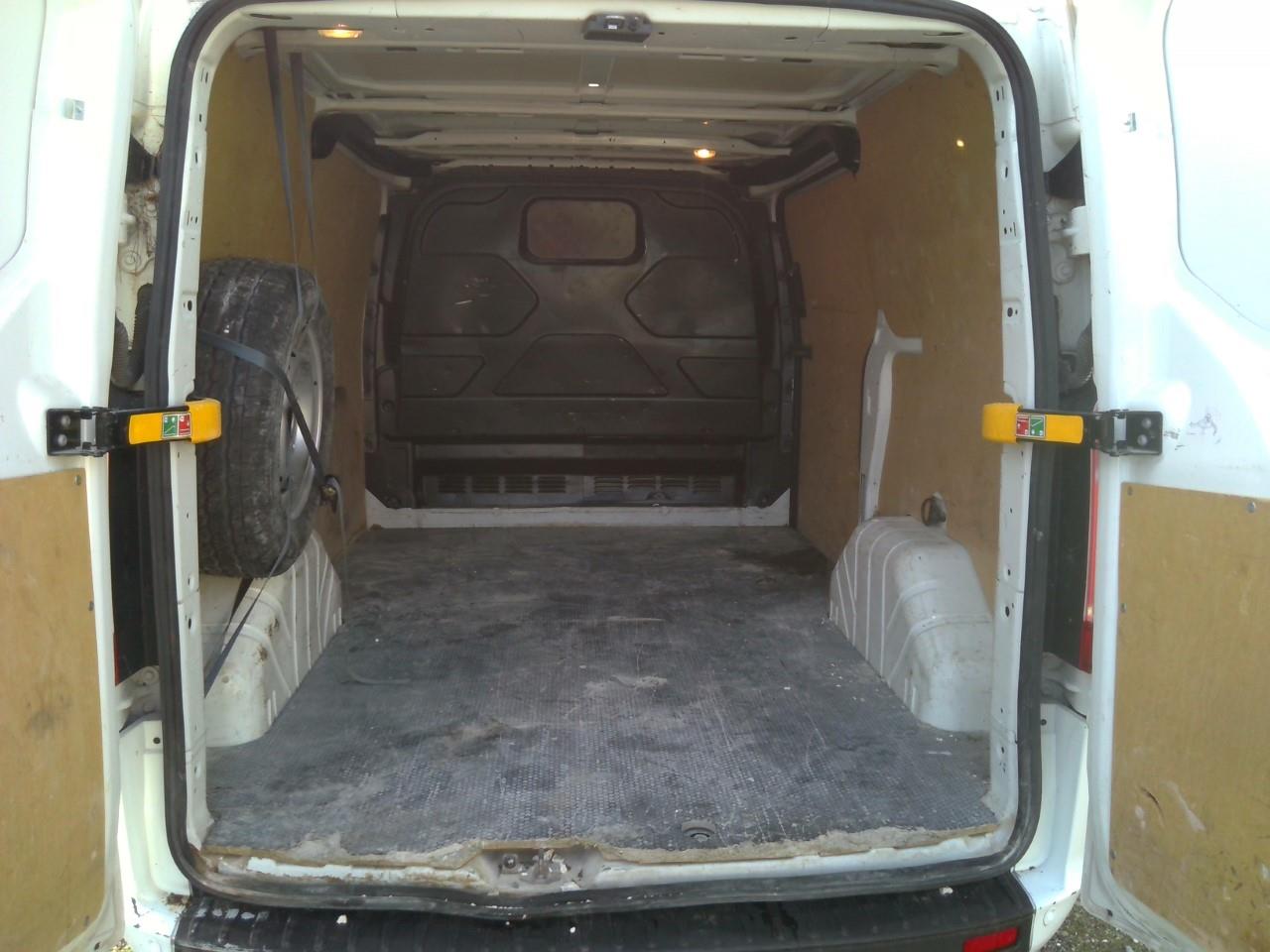 Ford TRANSIT CUSTOM L1H1 TDCI 130 photo