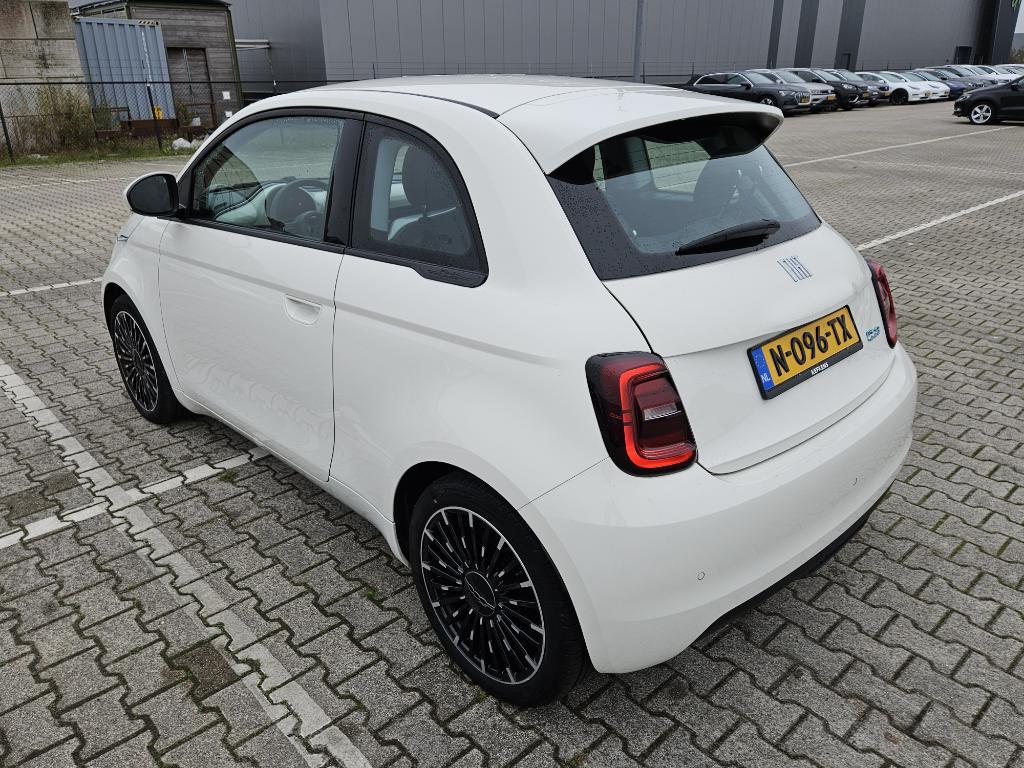 FIAT 500 87 kW photo