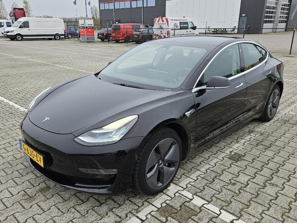 Tesla Model 3 258 kW photo